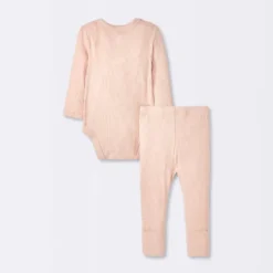 Baby Girls' 2pc Soft Blend Top & Bottom Set - Cloud Island™ Pink