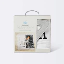 Muslin Blankets With Felt Frame Triangle - Cloud Island™ White/Black -CloudIsland Sales Store GUEST a698c80c 138e 4663 a0e2 5773a1fd7342